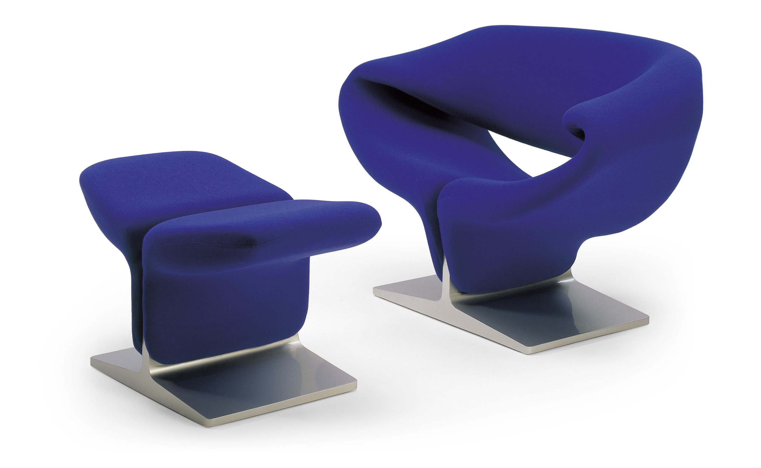 Blue Ribbon armchair and matching footstool by Pierre Paulin in a studio view